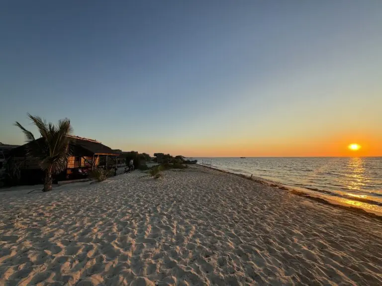 Baobab Route En Grand Circuit Entremer Belo Sur Mer