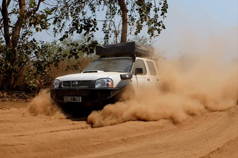 Nissan double cab roadtrip madagascar Eating Dust