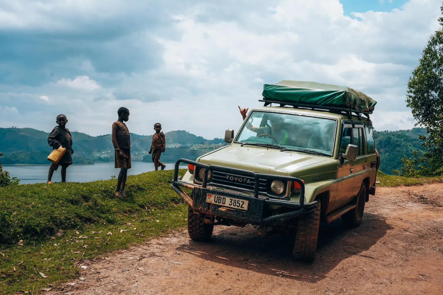 LC Box On The Road From Rushaga To Lake Mutanda (By Madelon)