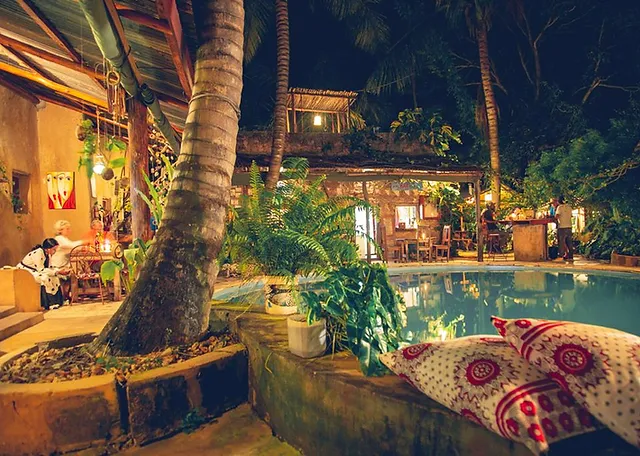 Firefly Lodge